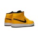 Jordans 1 Mid Taxi Yel UNIVERSITY GOLD zlato 554724 700 Jordan Boty